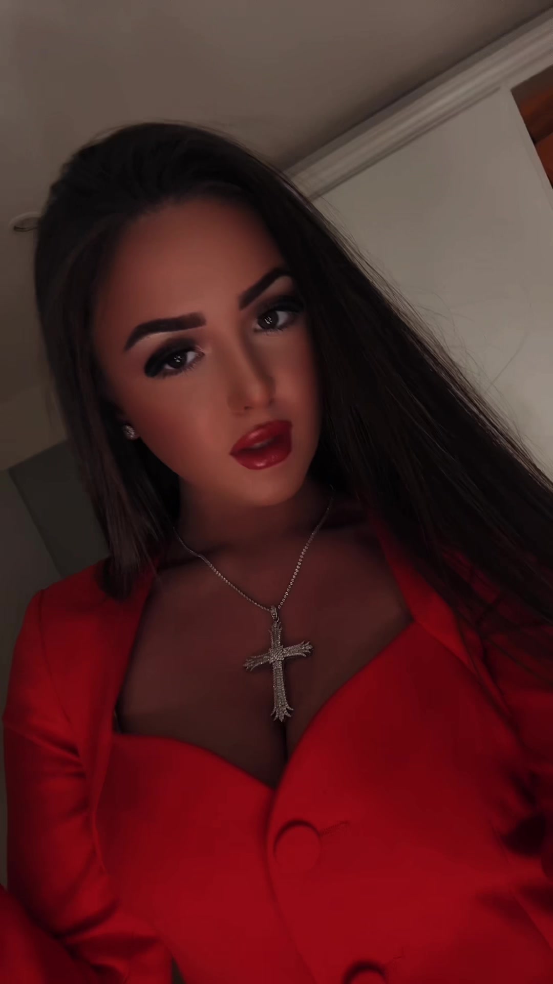 @👸🏽
