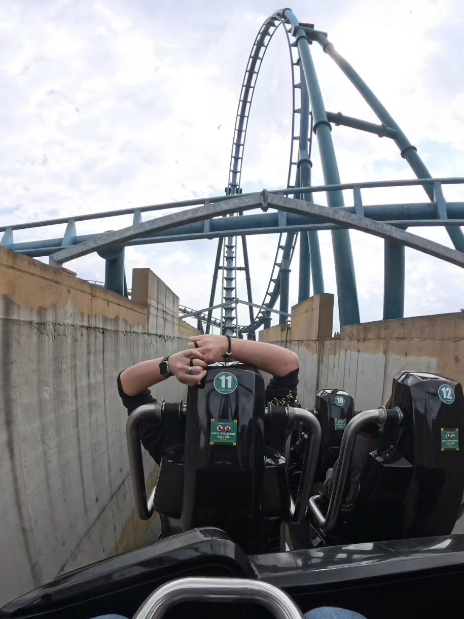 @Attraction Hunter