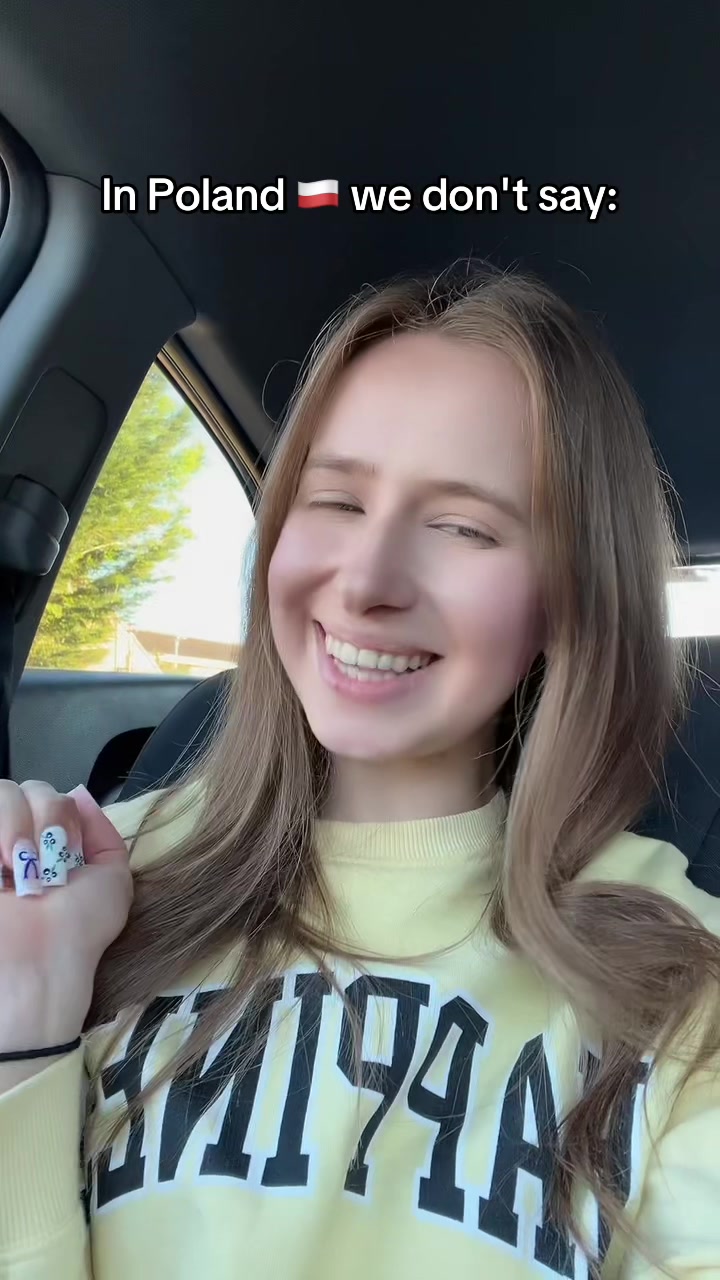@zuzanova_