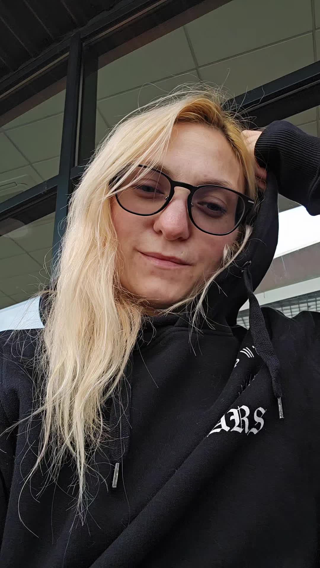 @Marika 🖤
