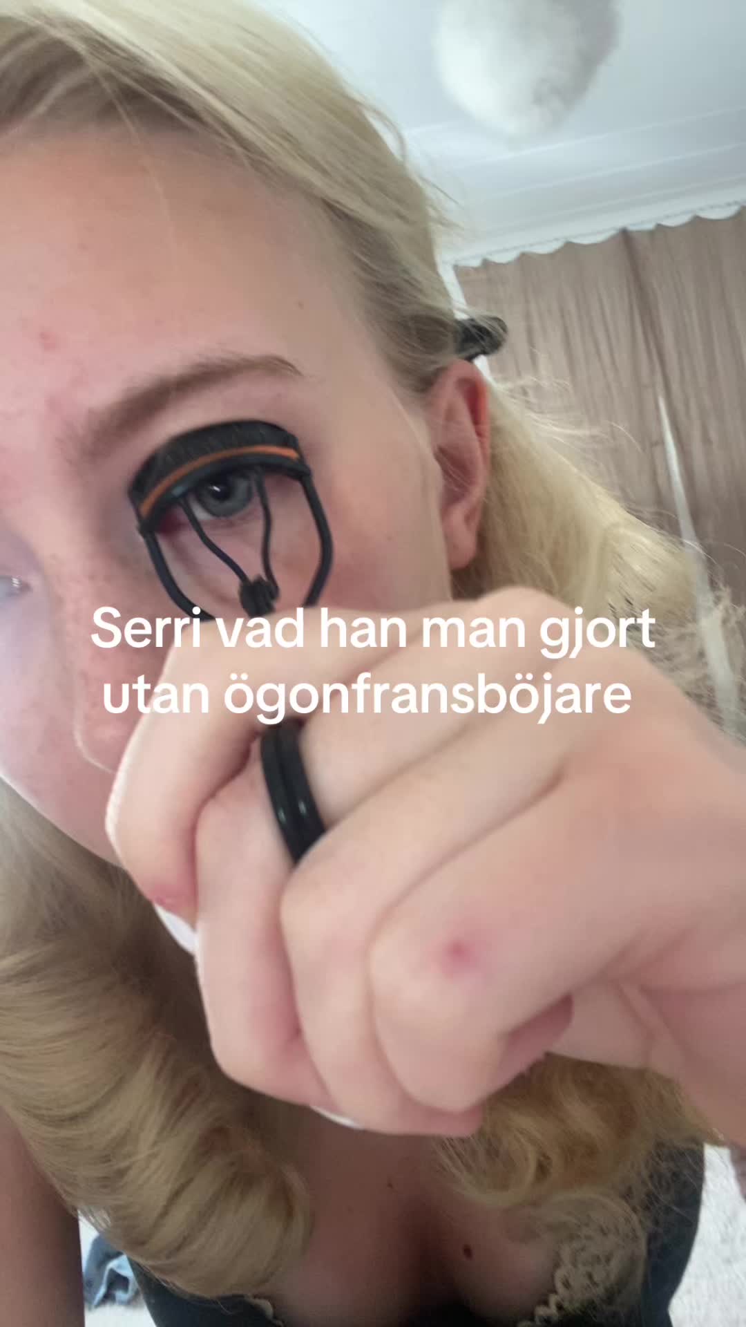 @user1678903305