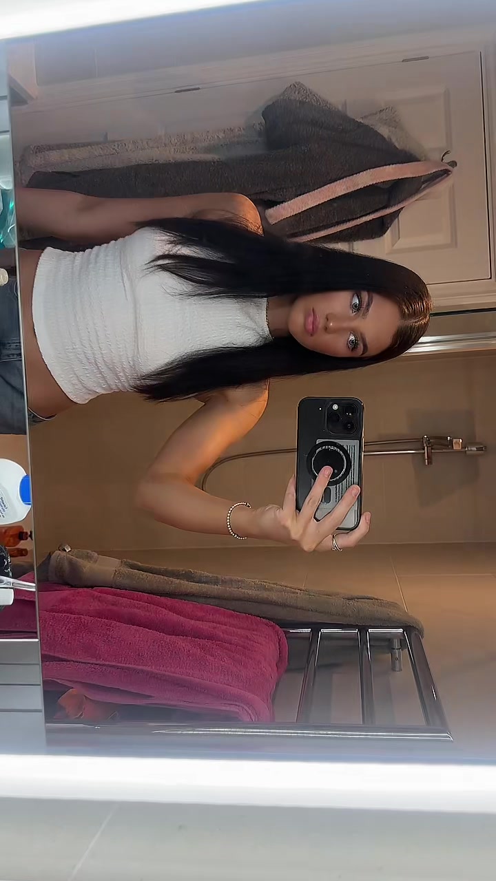 @leona