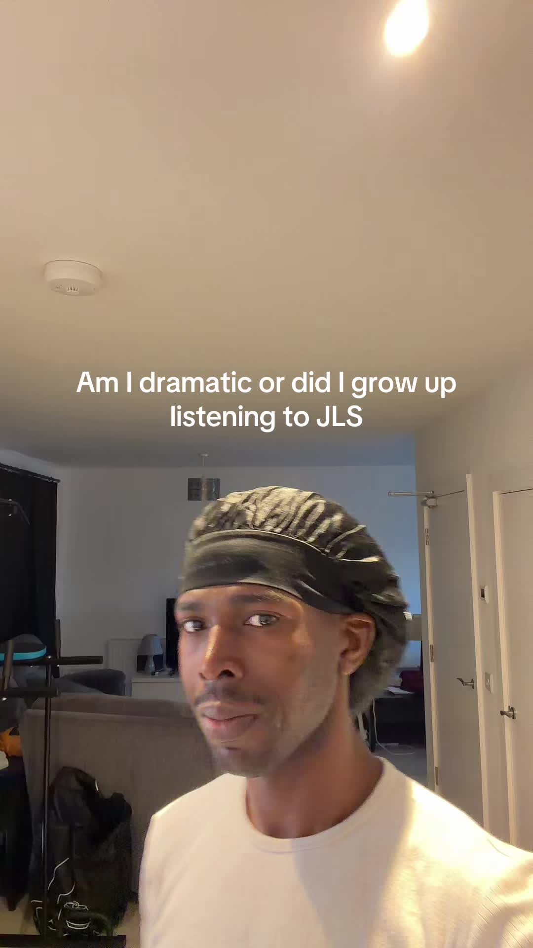 @®️iv