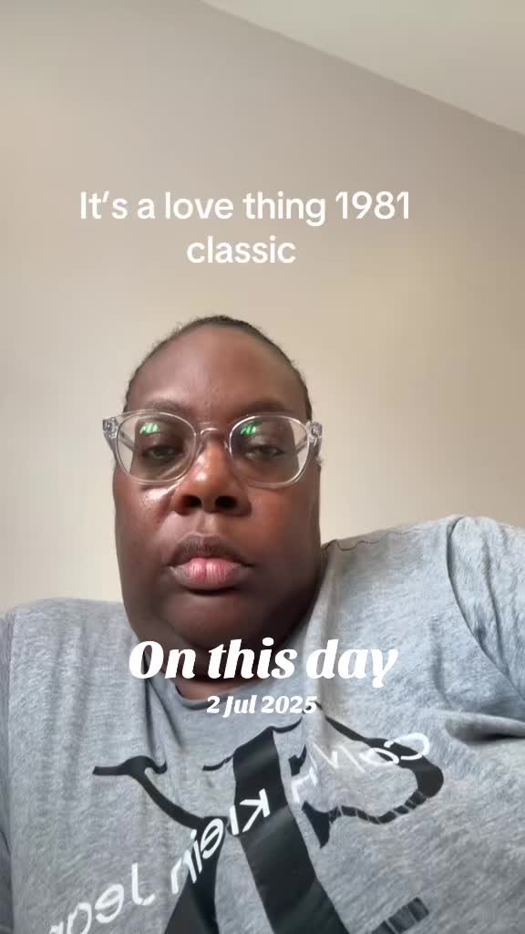 @MrsFranceskamara77
