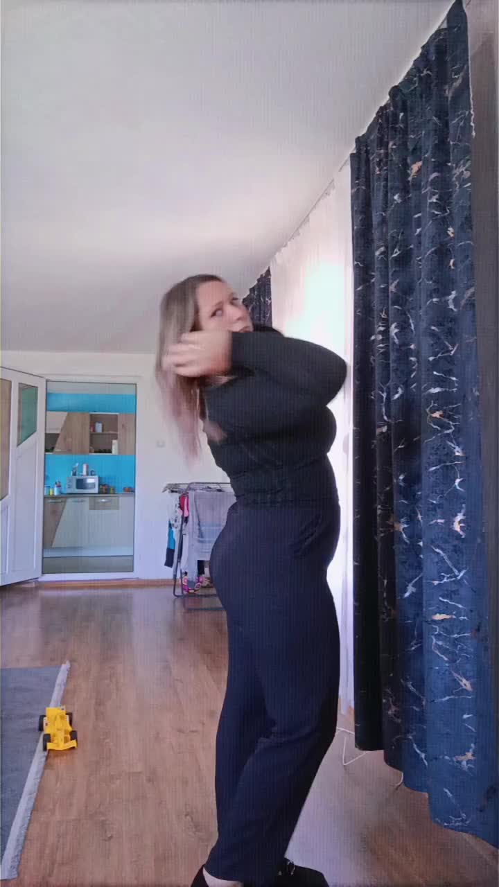 @Claudya Szilagyi