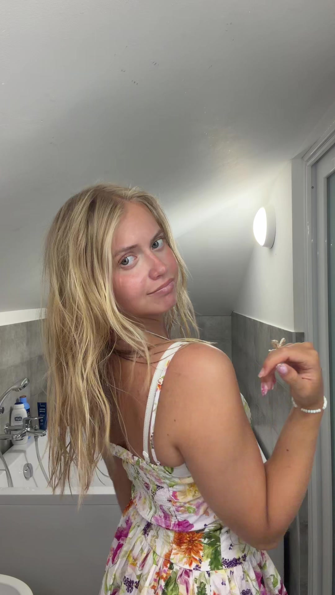 @dashasspamm1