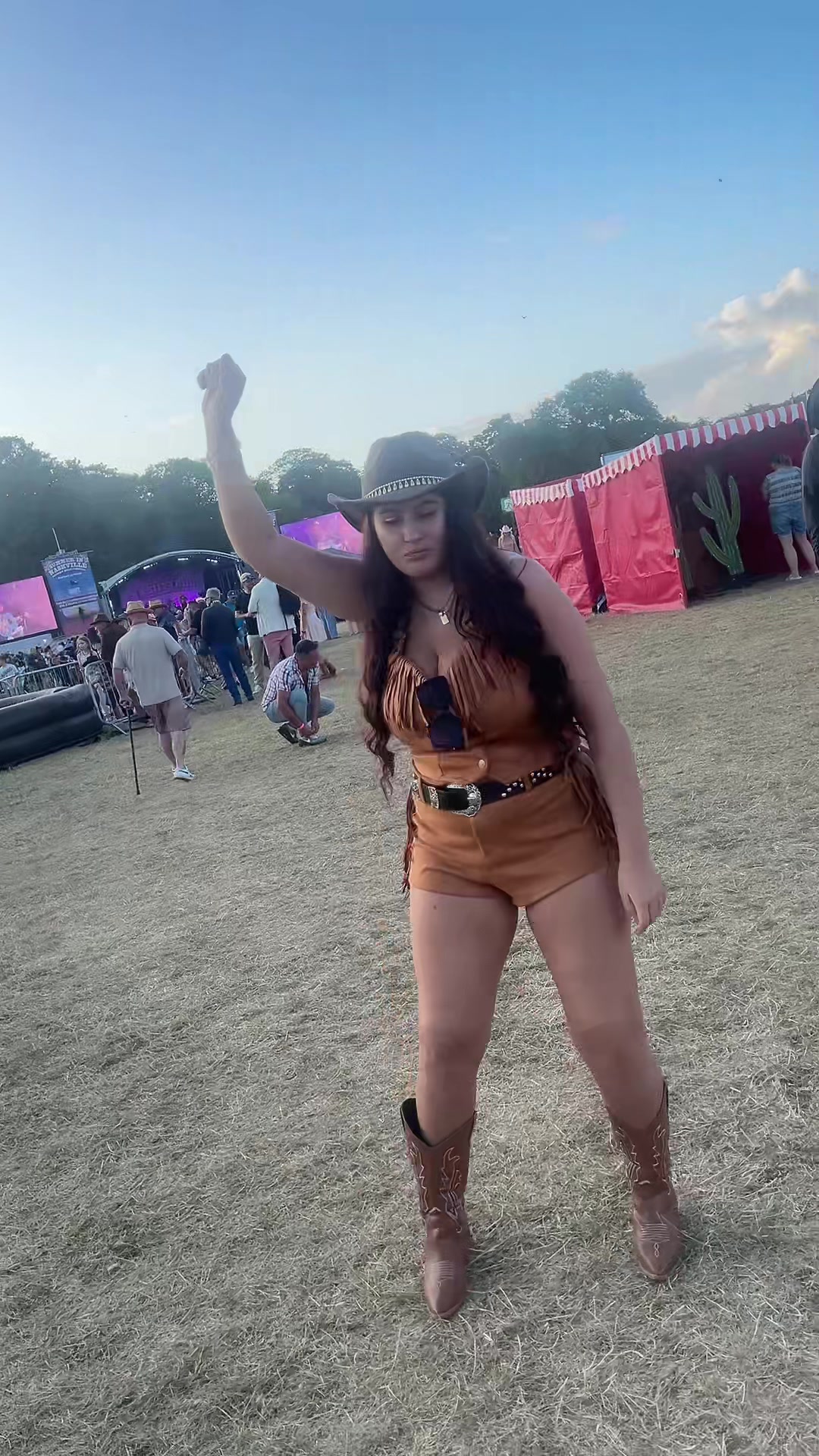 @𝐒𝐡𝐚𝐲𝐥𝐚💋ꨄ𝐕𝐚𝐮𝐠𝐡𝐚𝐧