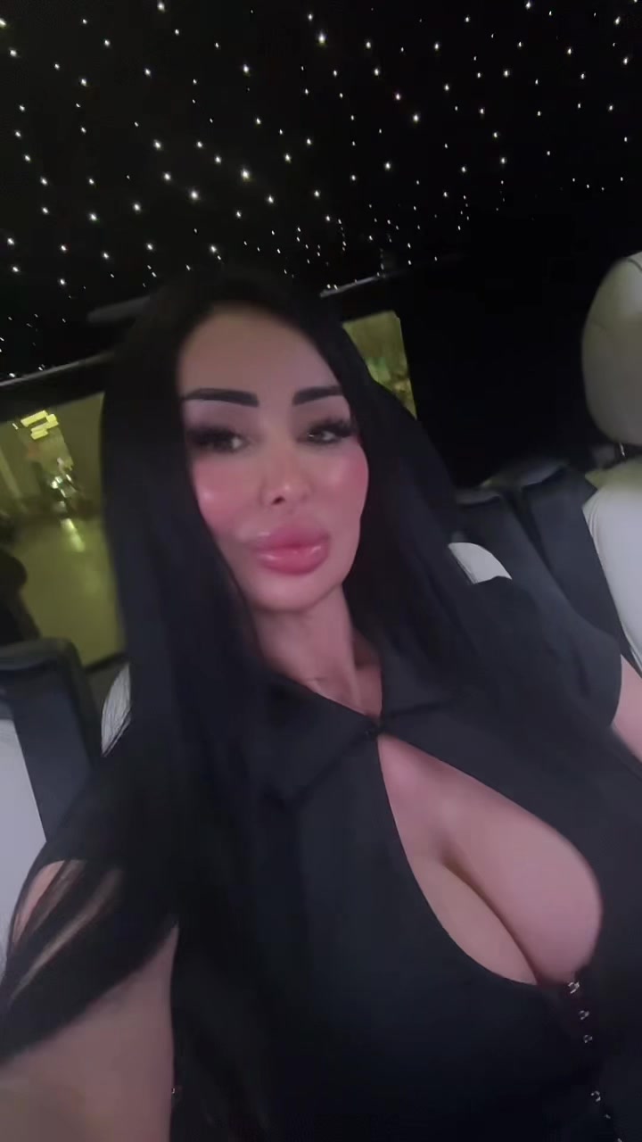 @Eva🇦🇱