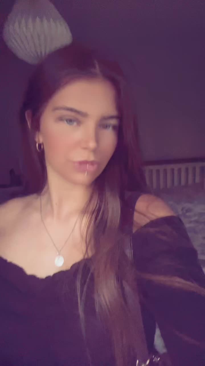 @Ell🤍