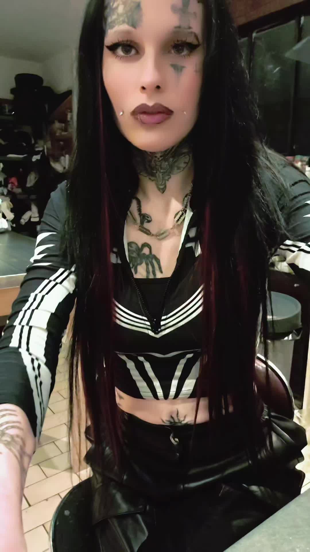 @🕷⸸⛧Lᵃ Vᵉᵘᵛᵉ Nᵒⁱʳᵉ⛧⸸🕷