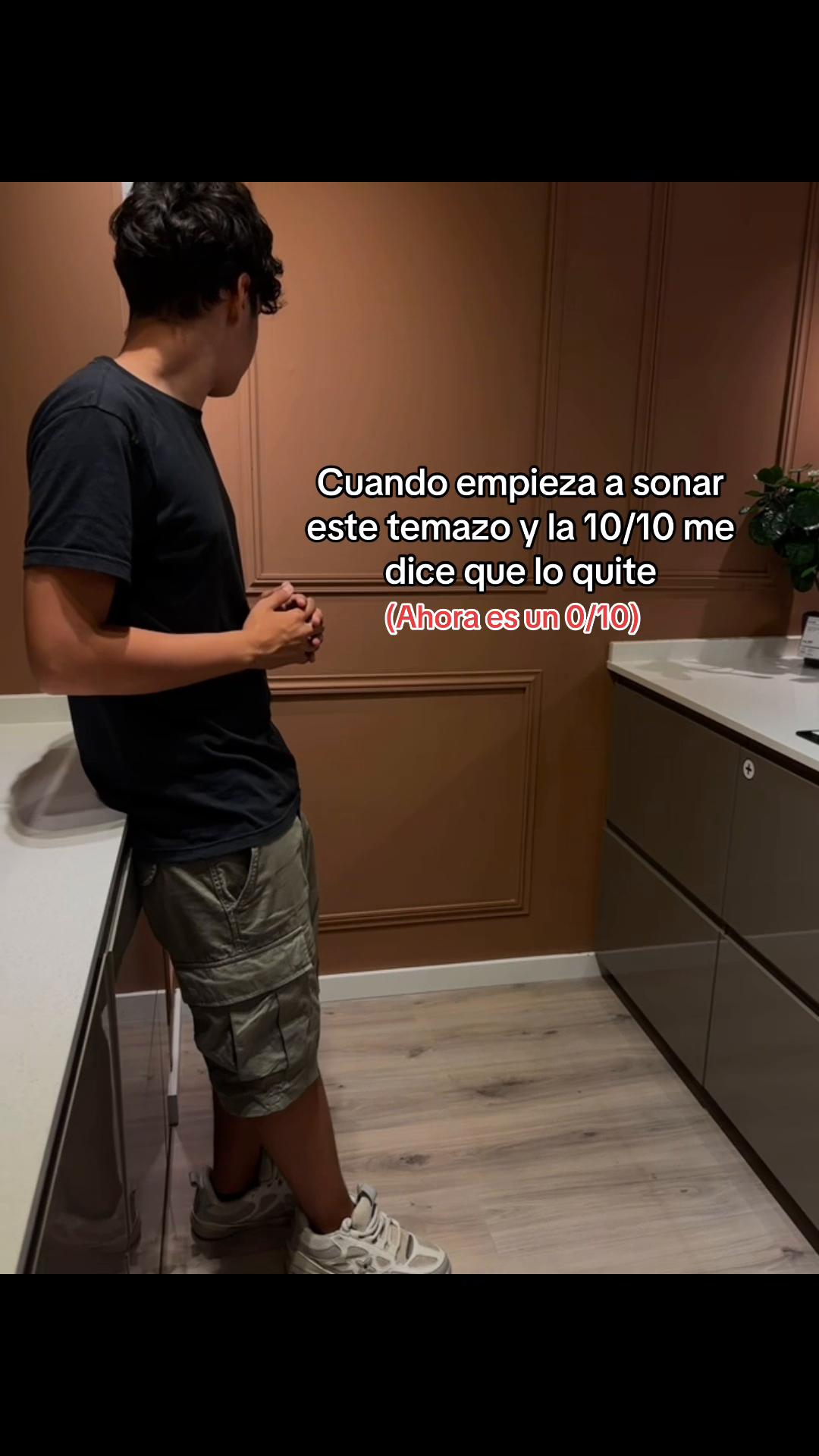 @🪼