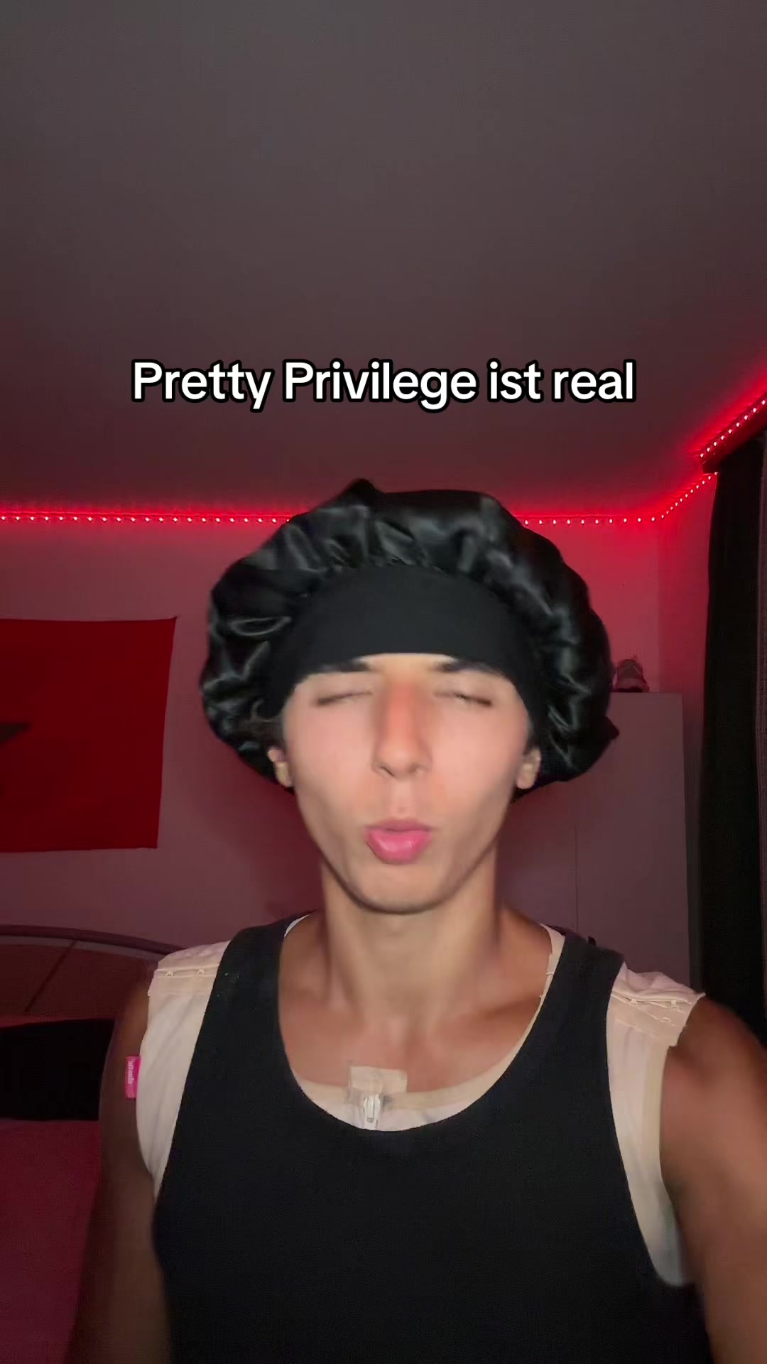 @elias