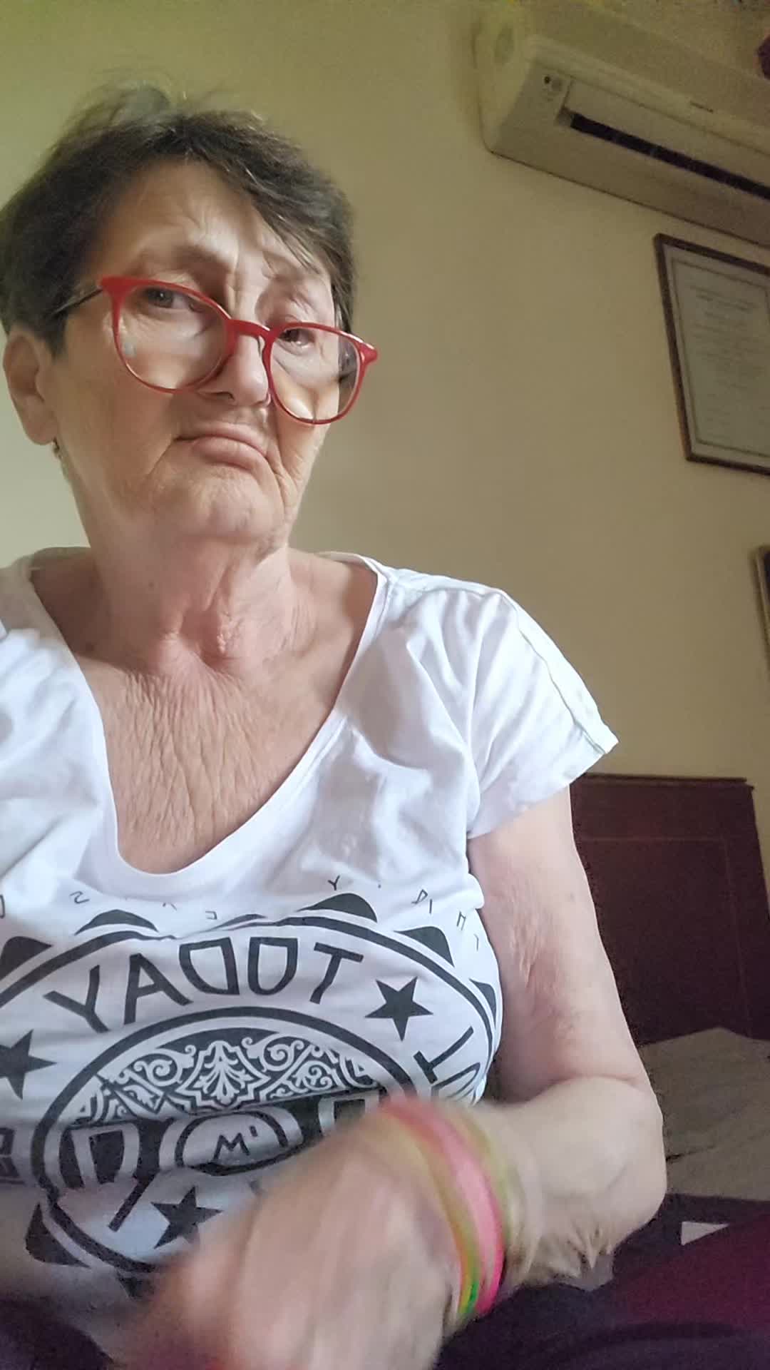 @Mamaia🌹Cu Tupeu 🌹