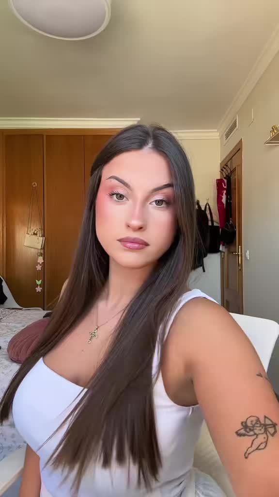 @Paula Terrones