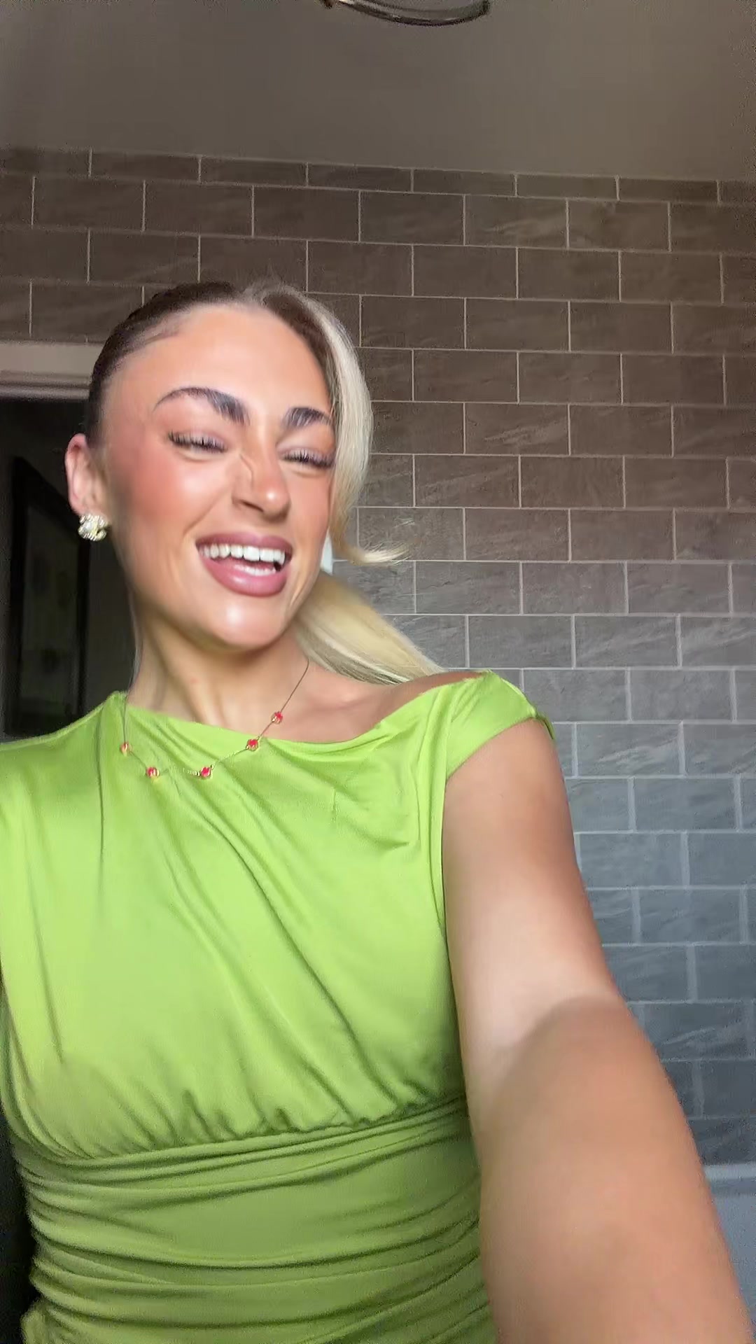 @ellececooper