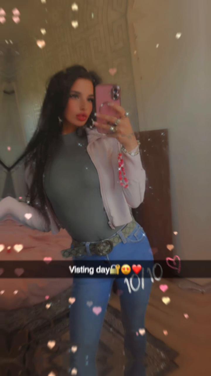 @Princessdenisexox