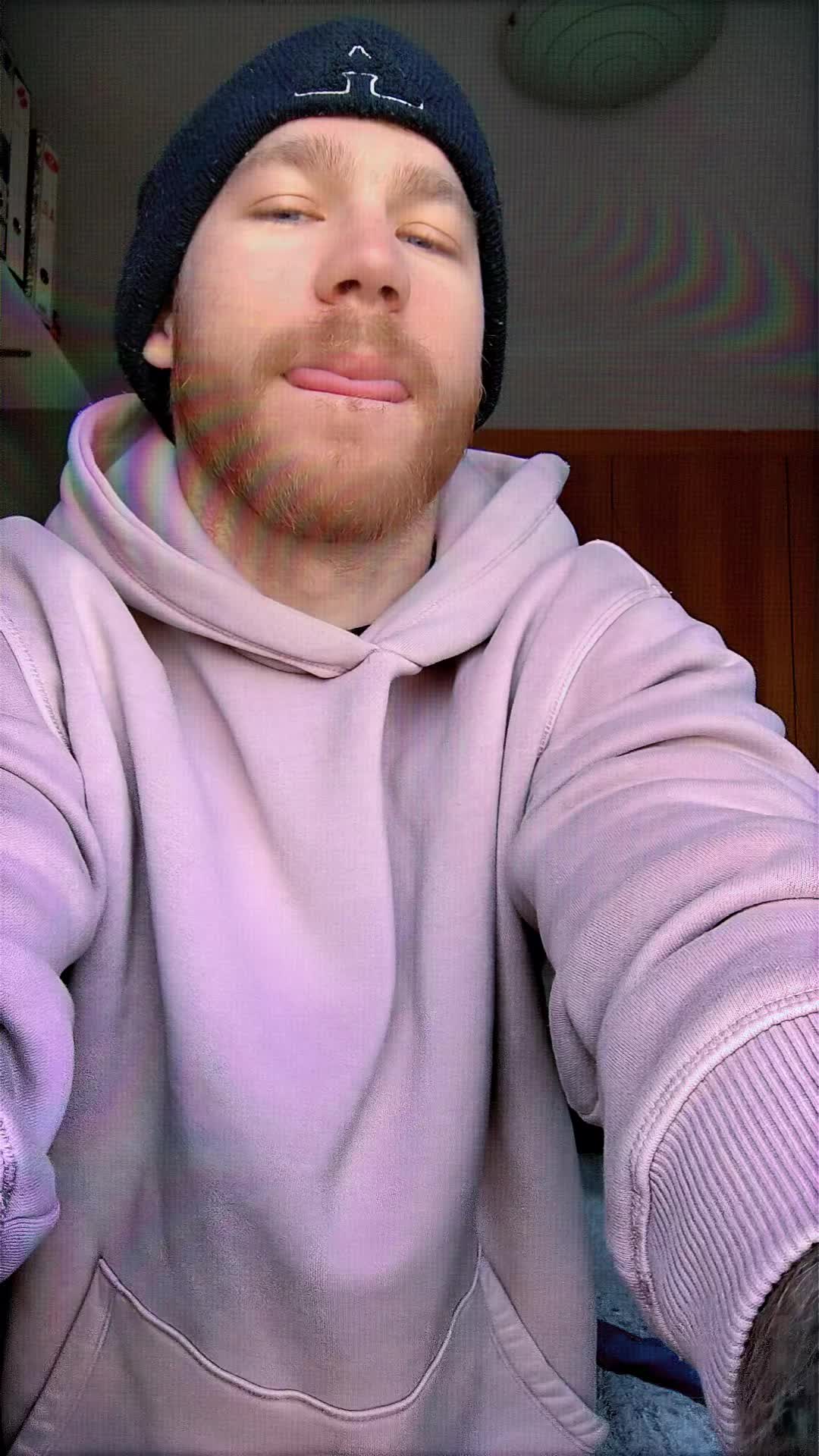 @AleeeX