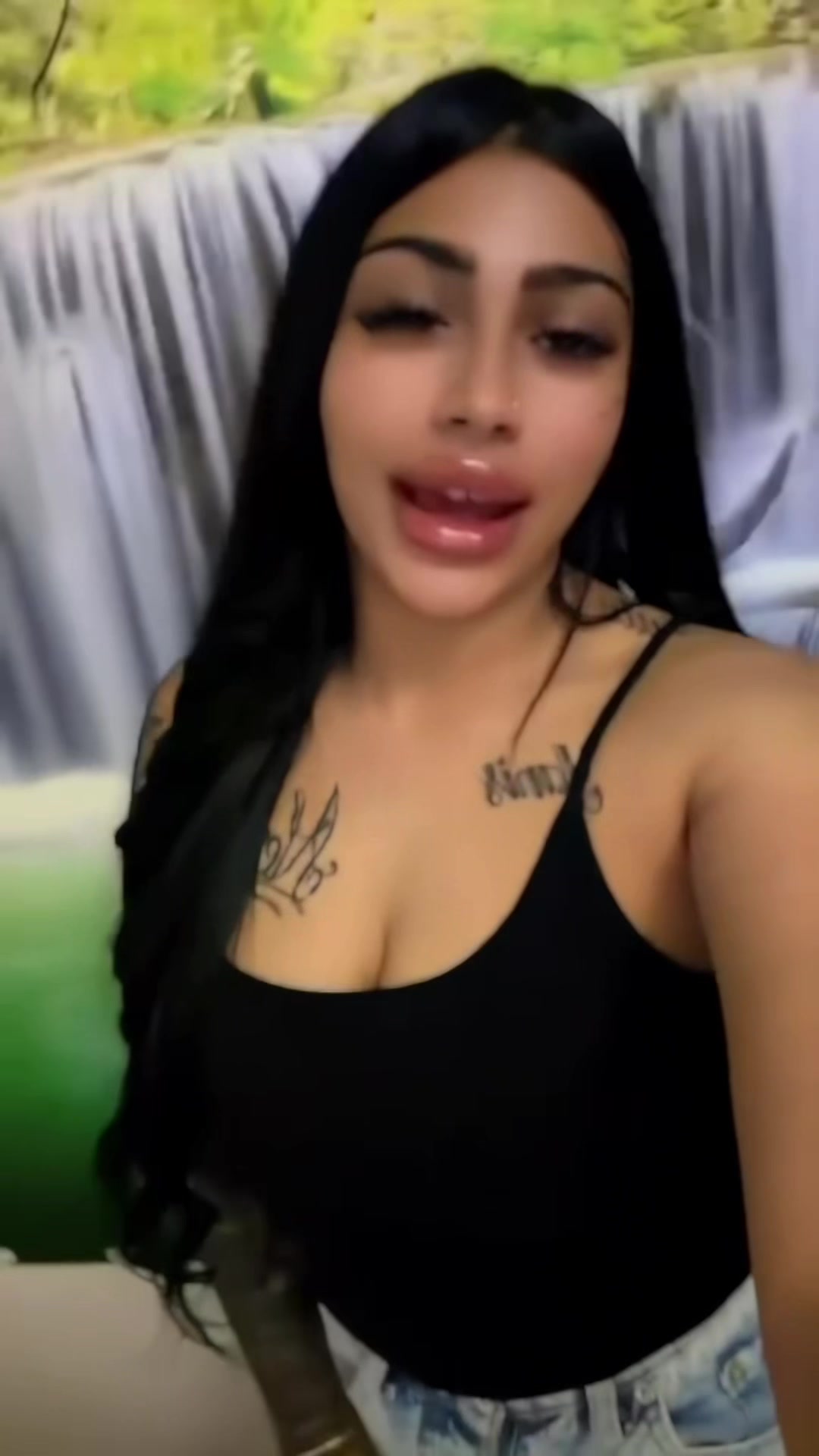 @Ana brunetica