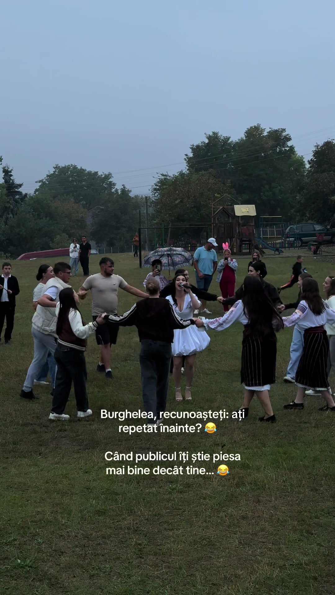@NADIA BOLOGAN ArtistăModerator