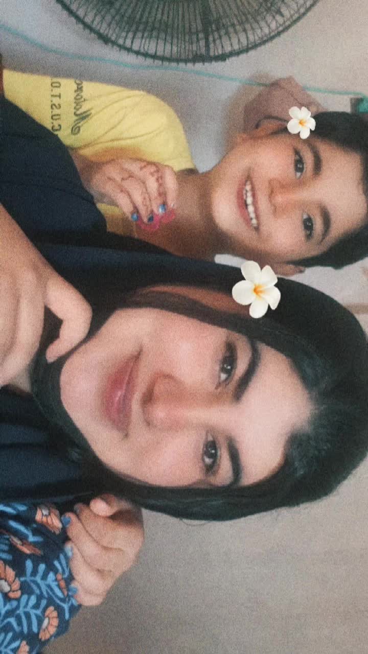 @Iqra🥰