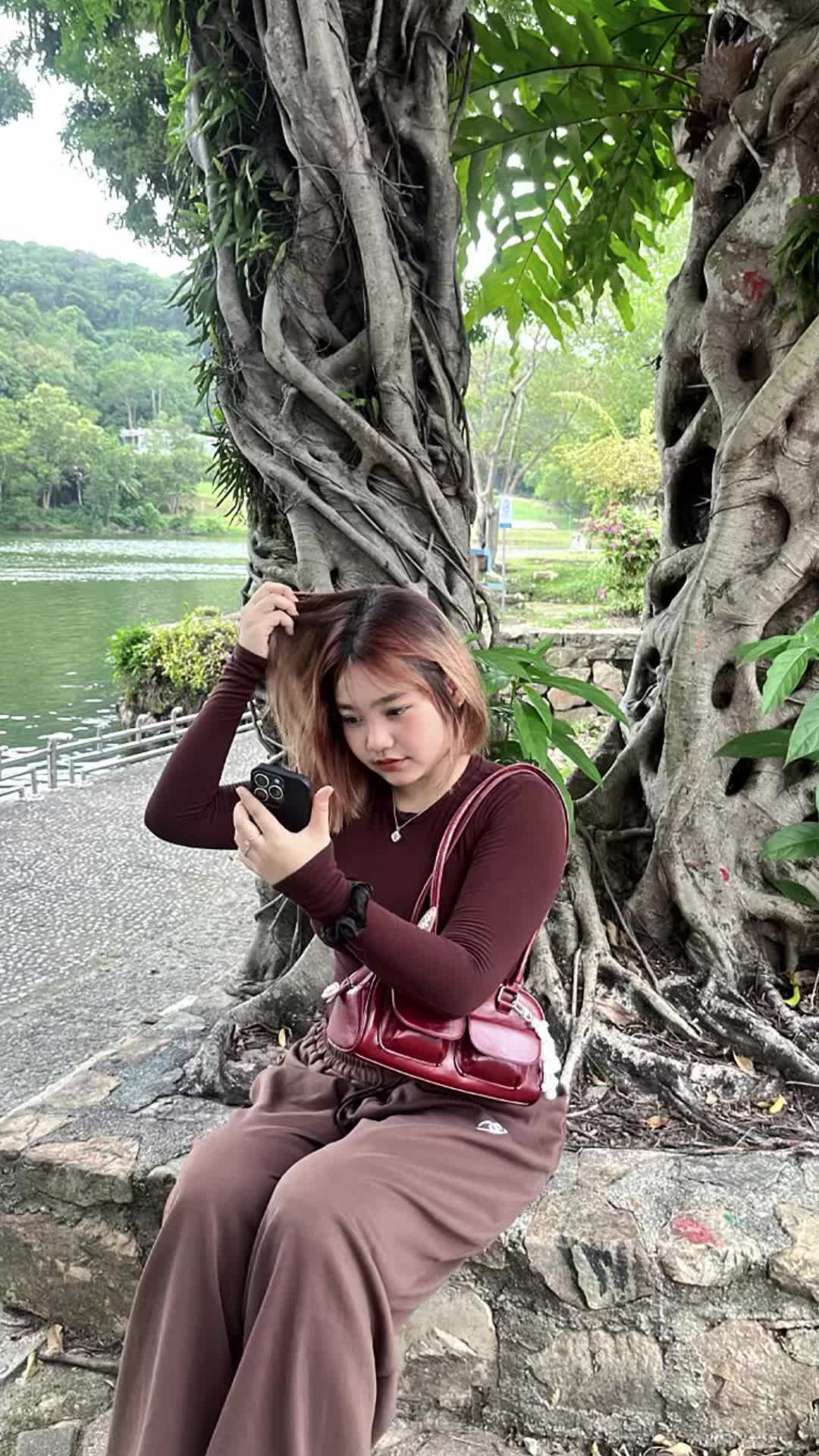 @_ /-/KP