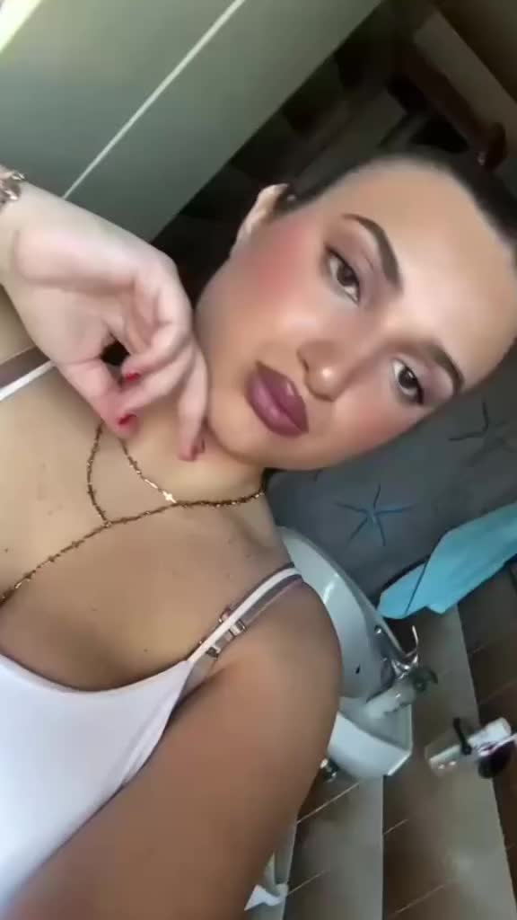 @_.laricciaaa._