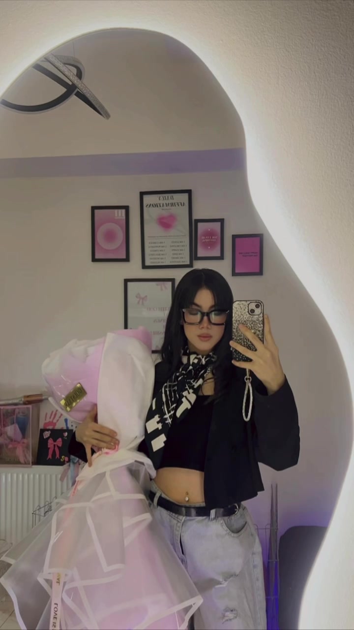 @sarinanw