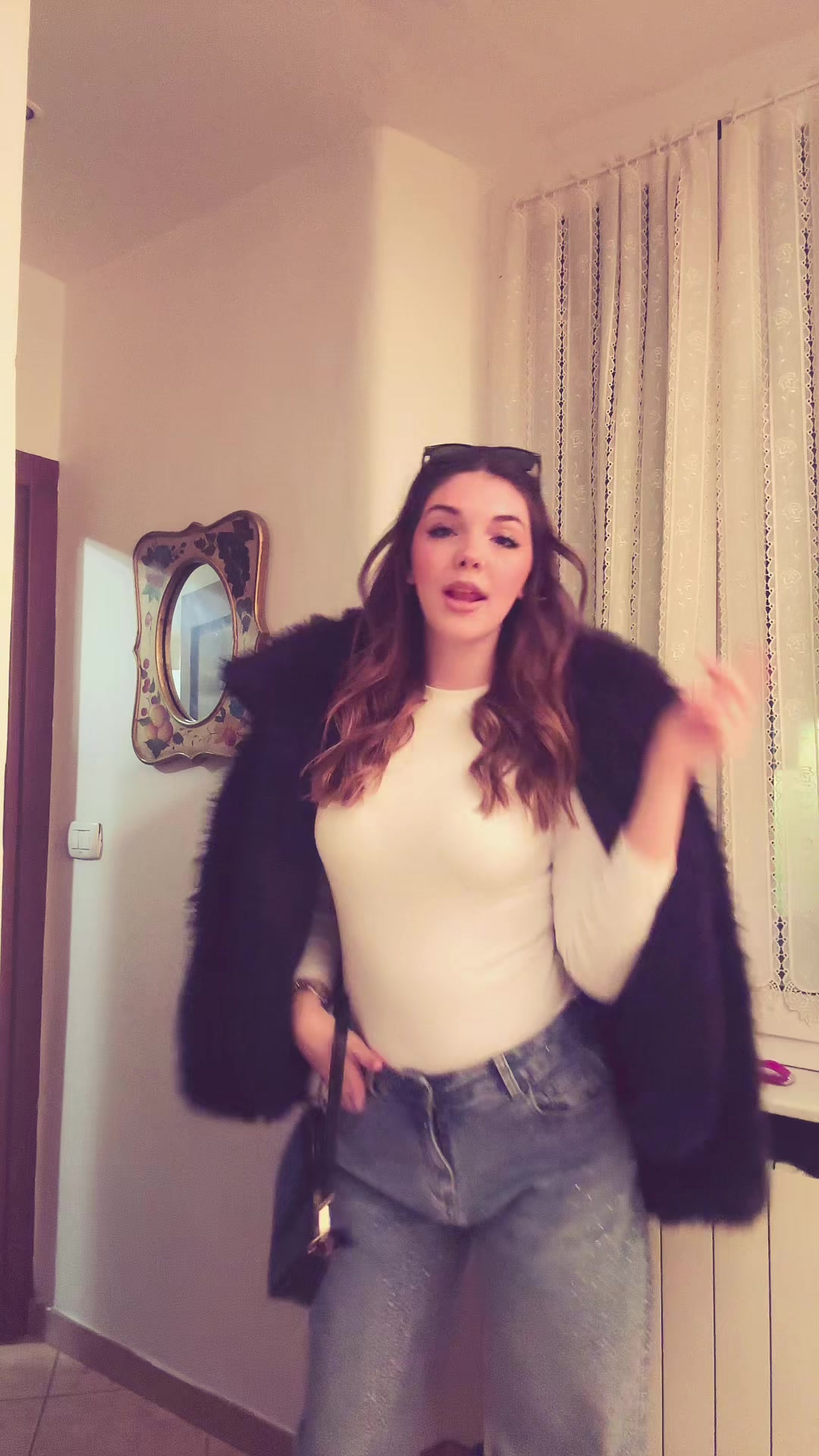 @zoeleombruno