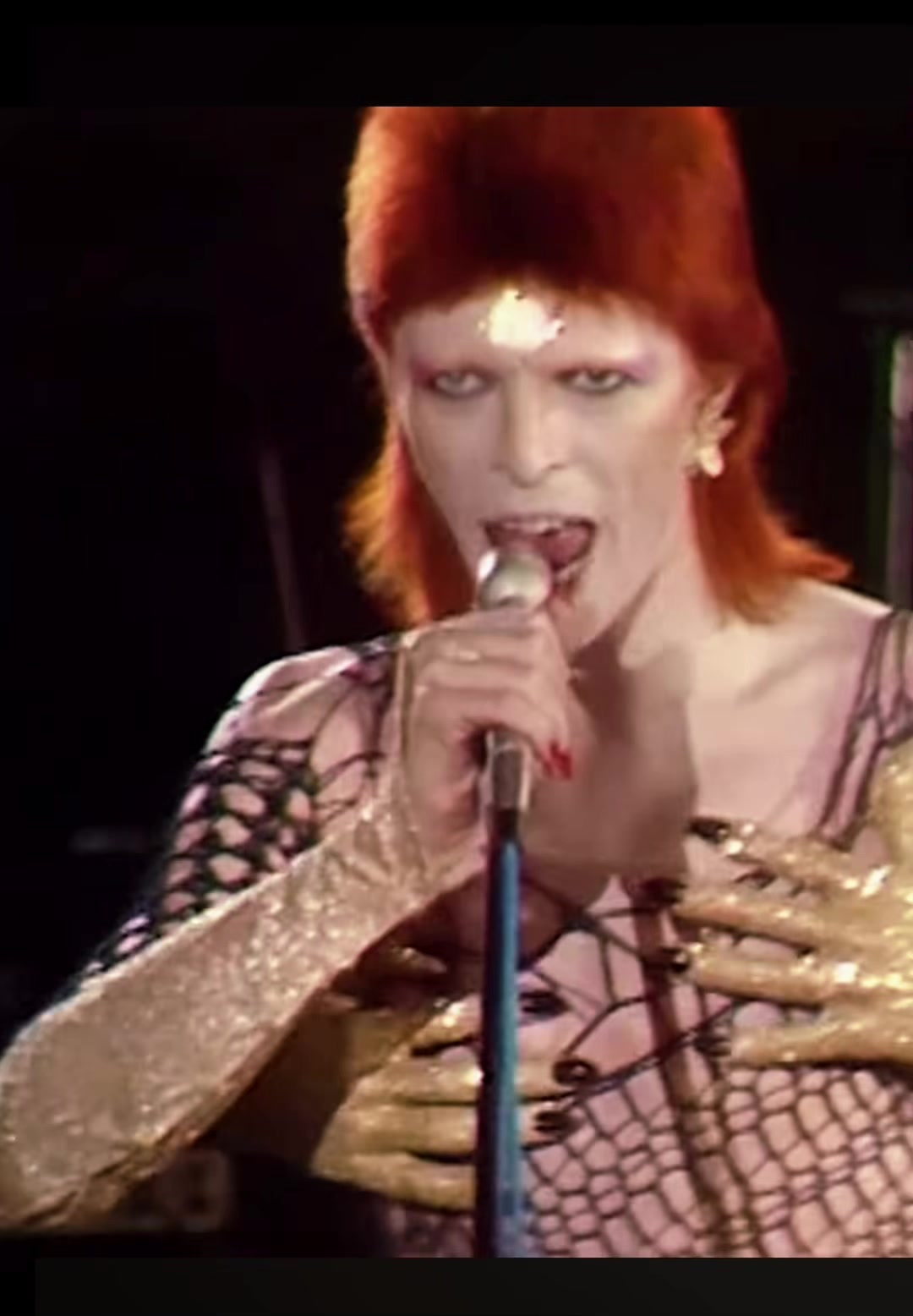 @DavidBowieGlamour Fan Account