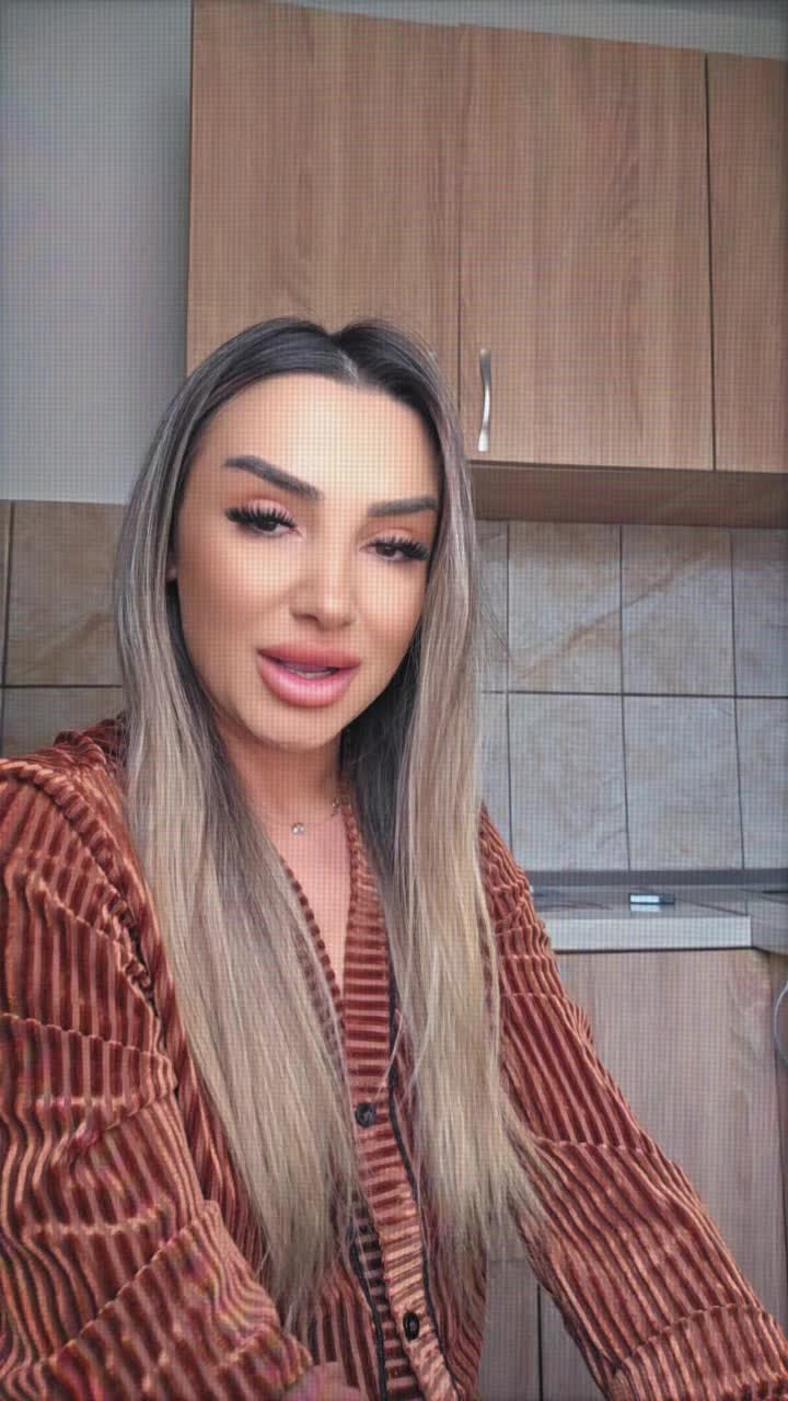 @Alii Alina