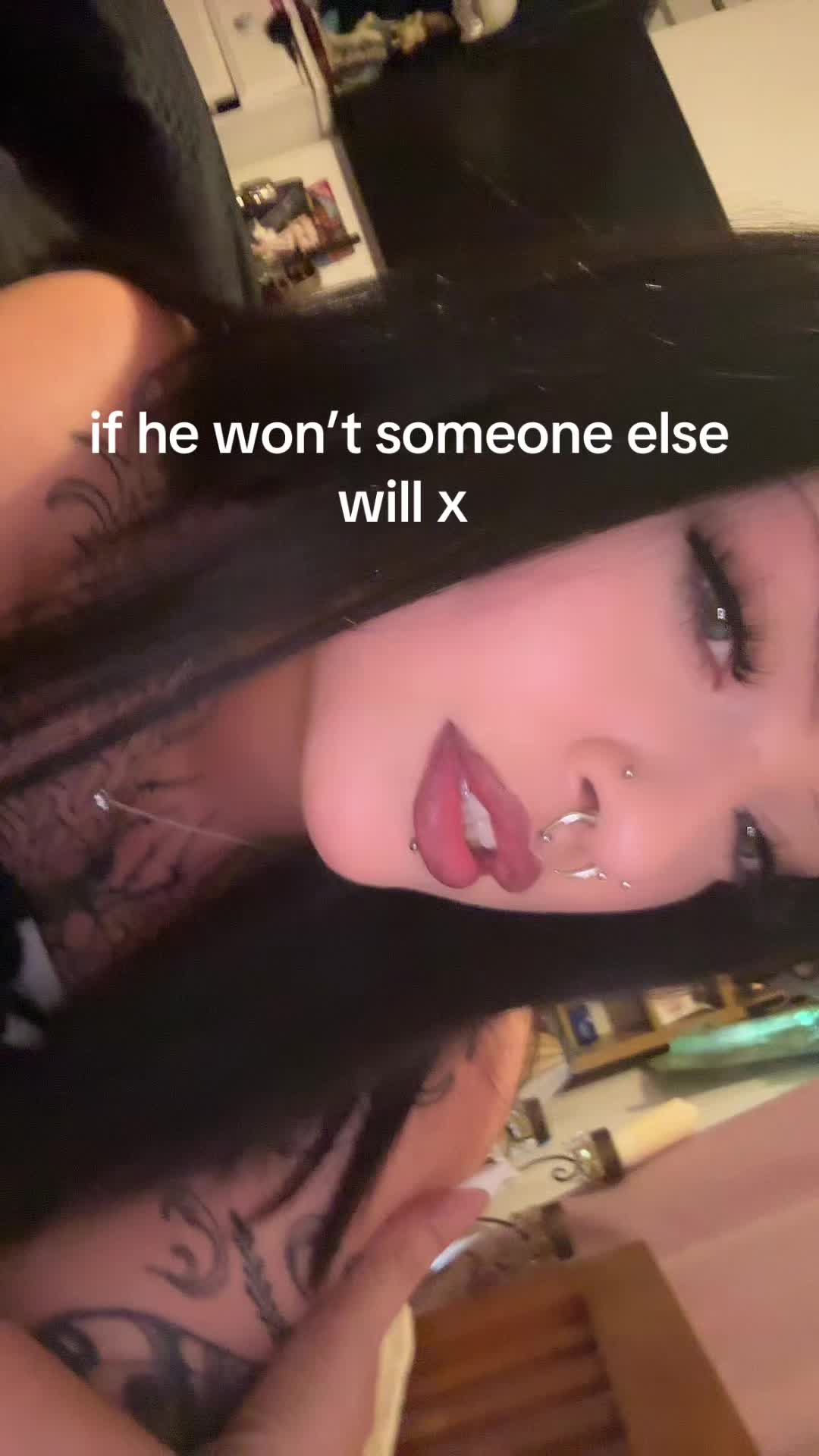 @FRANKIE โง