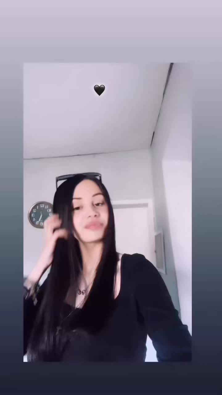 @𝐄𝐥𝐞𝐧𝐡𝐡_🖤