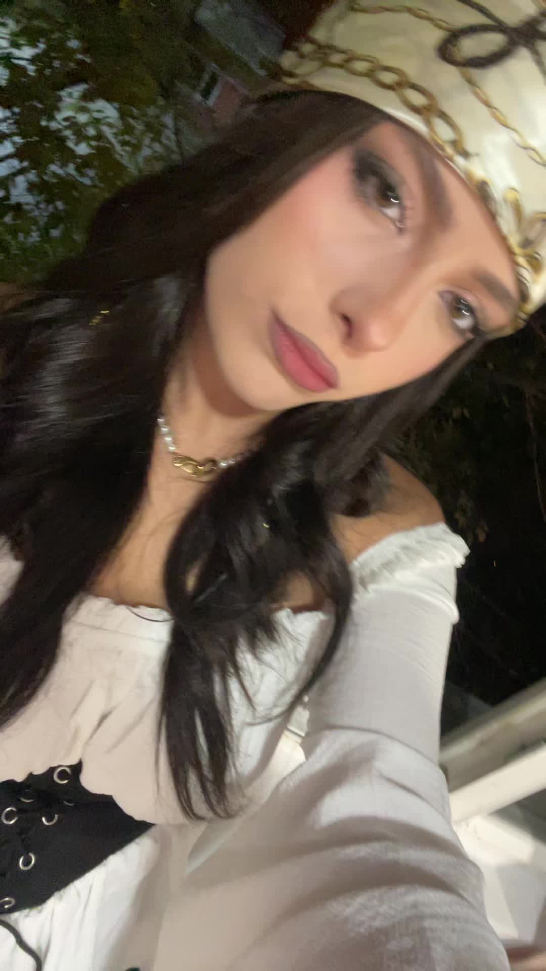 @1miruna
