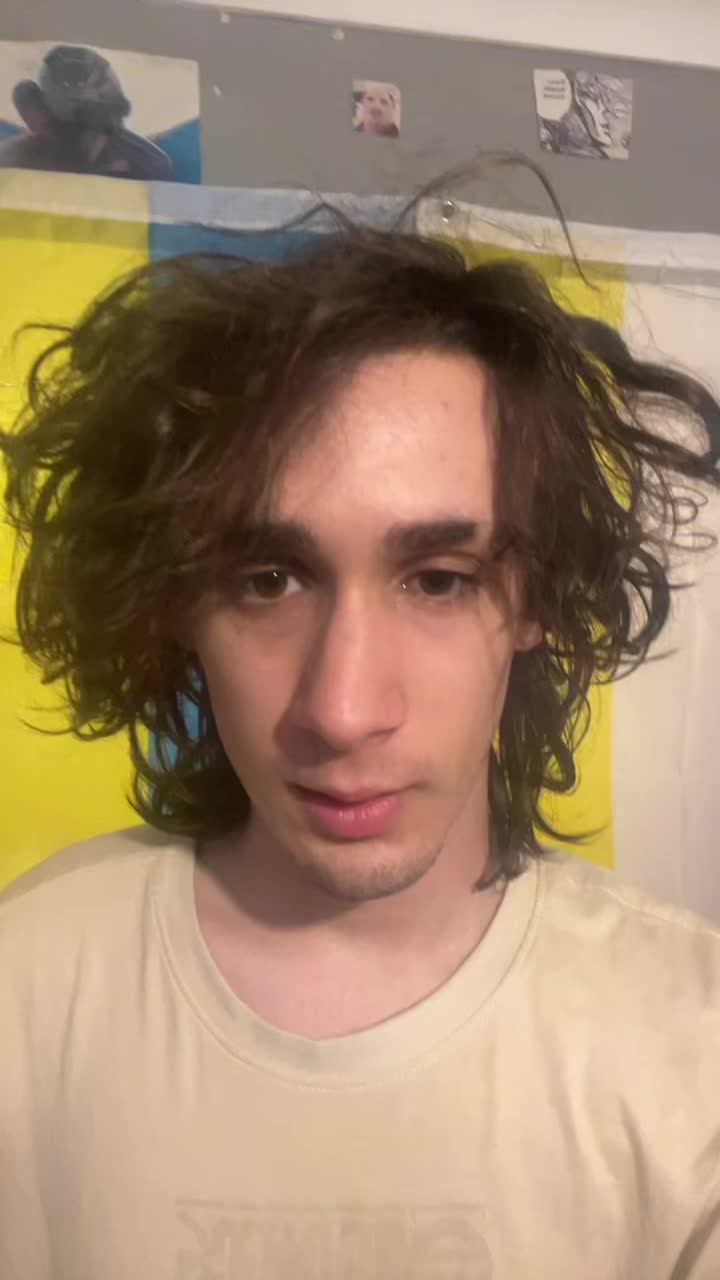 @🤍Dess&rsquo; wife🤍 (she/they)🌕🐁