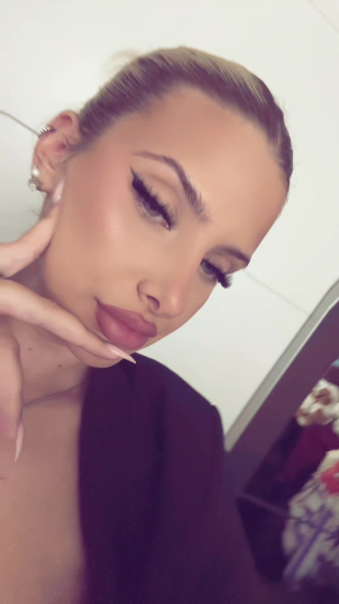 @-