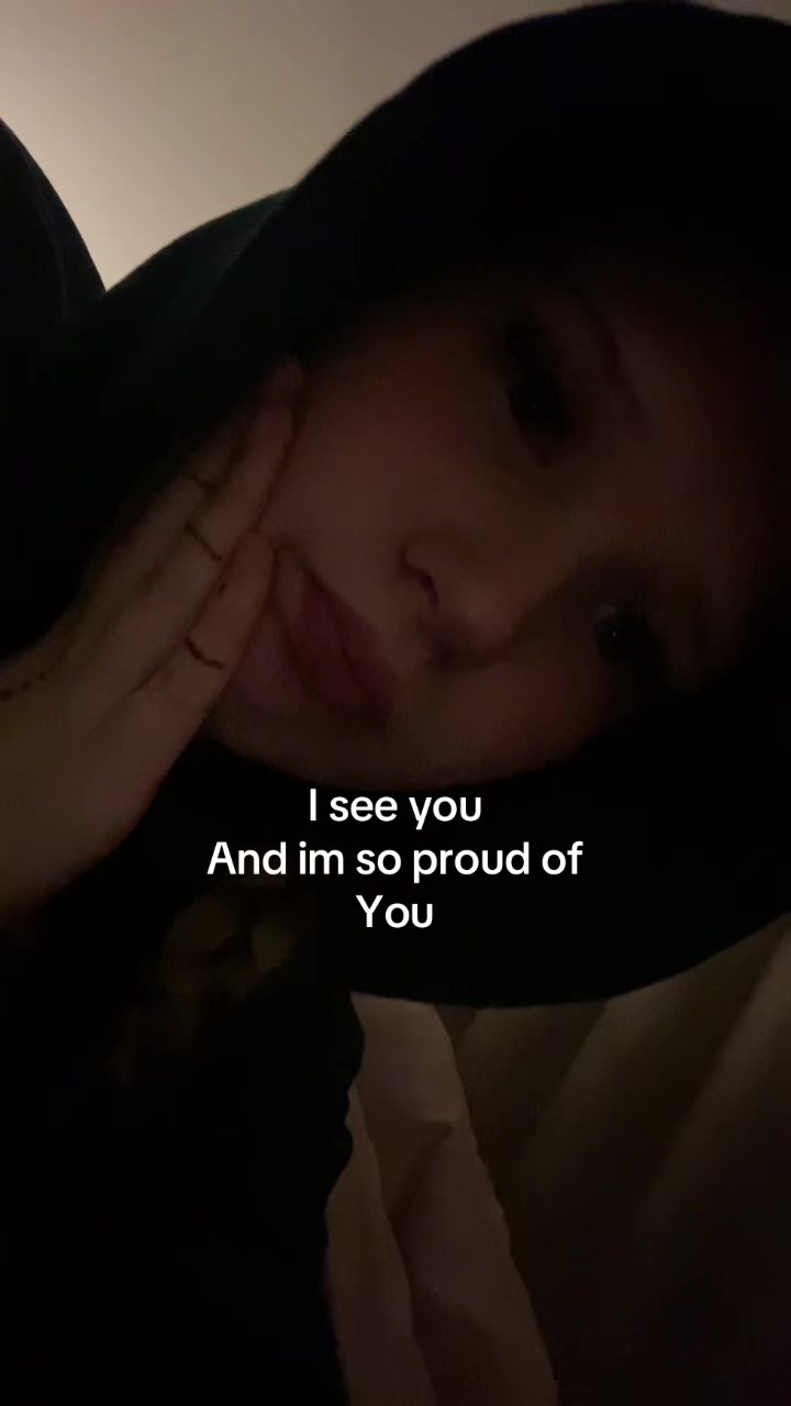 @🦄