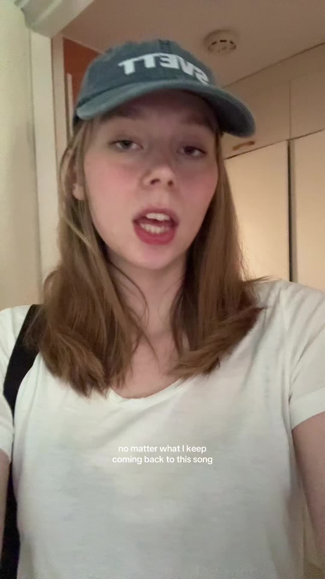 @clara 𝜗𝜚