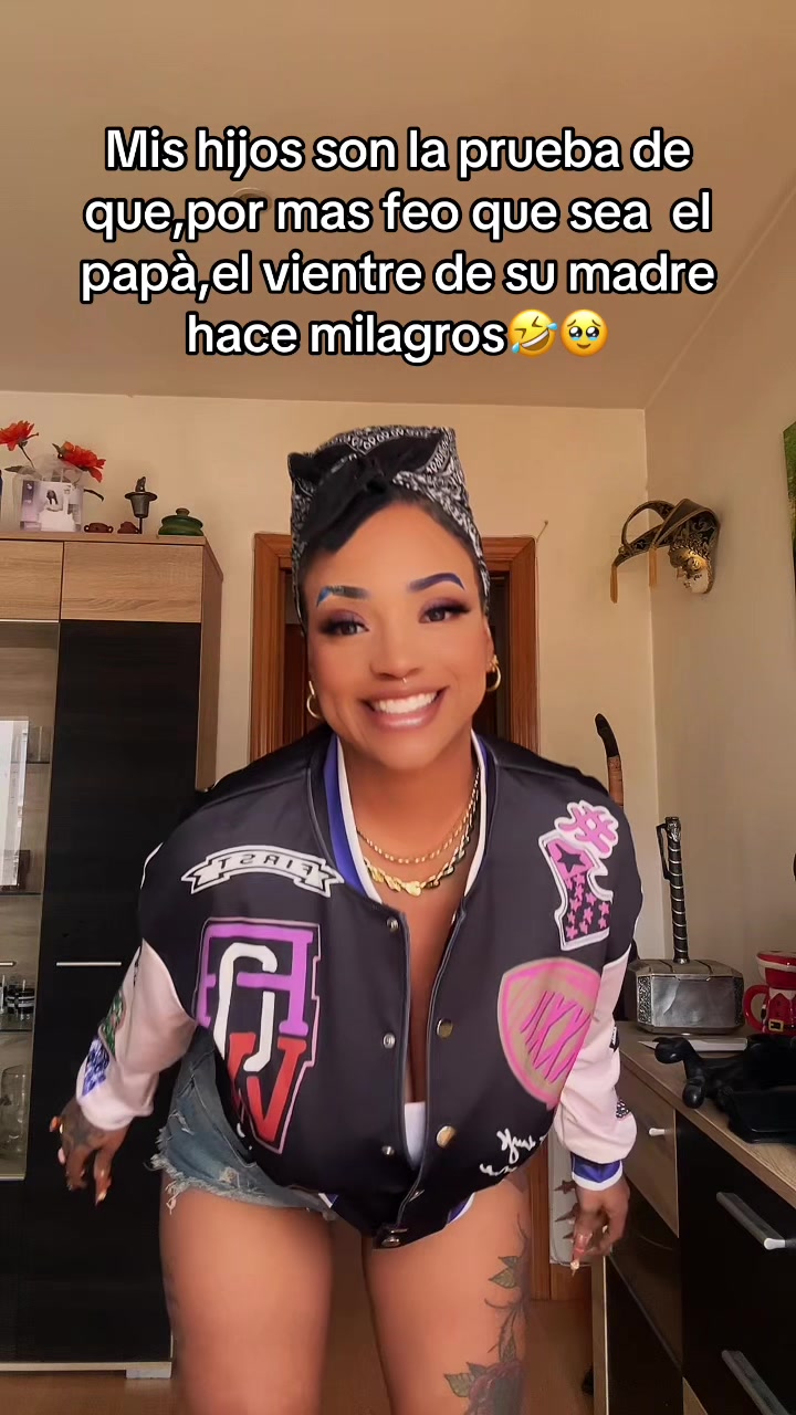 @lacubanita117