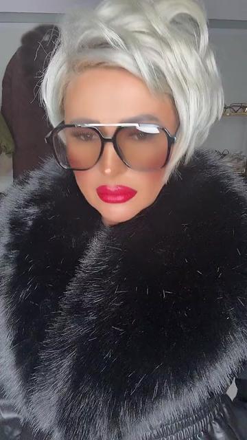 @JUSTGLAM.UK BUTIK