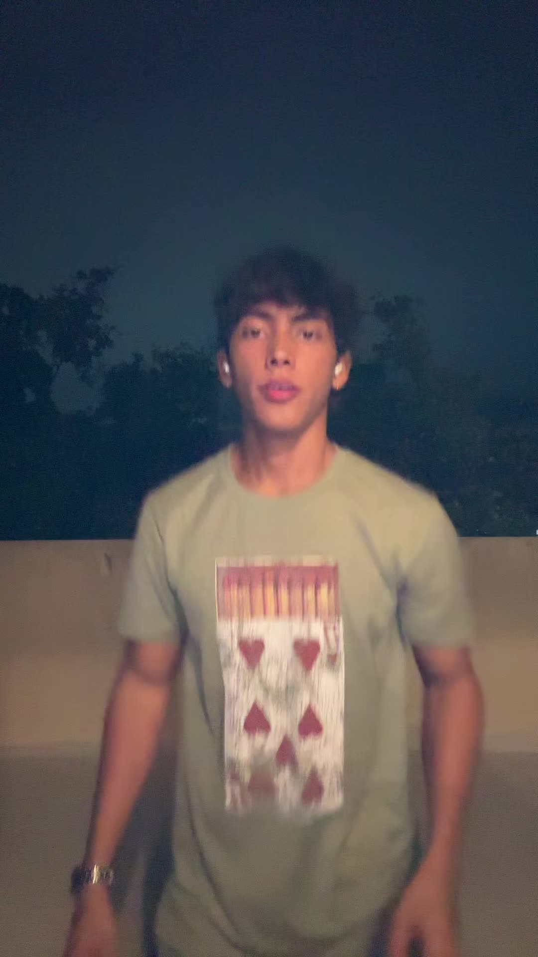 @Aar&oacute;n Acosta