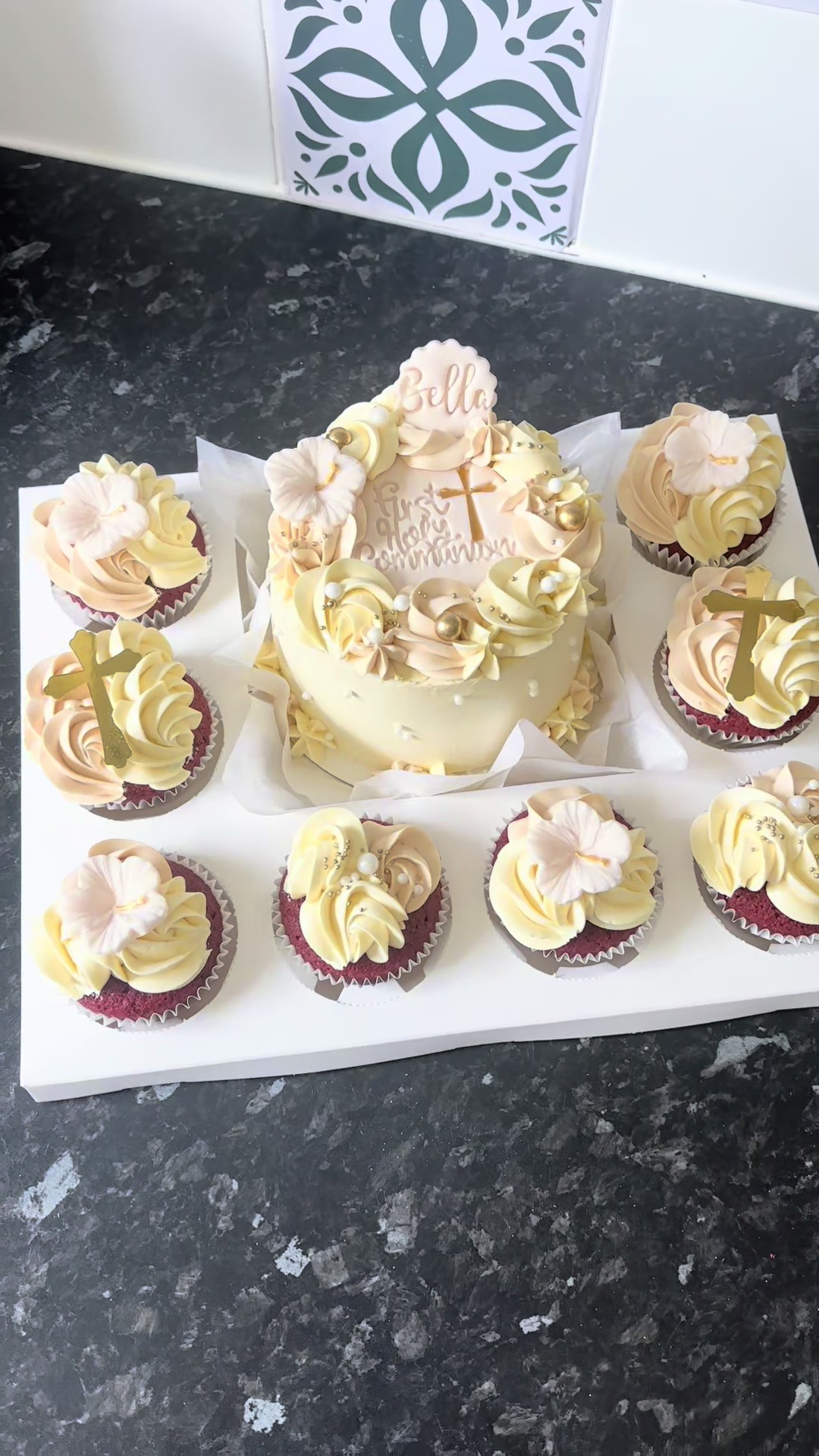 @The Cupcake Lassie