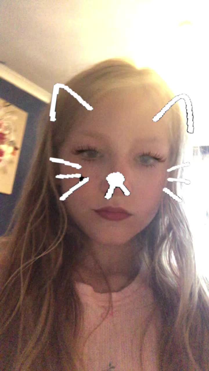 @CarlyHealing CADOO ❤️