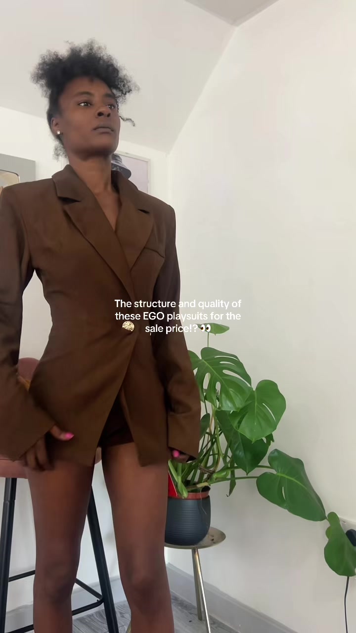 @Naomi | Travel | Wellness