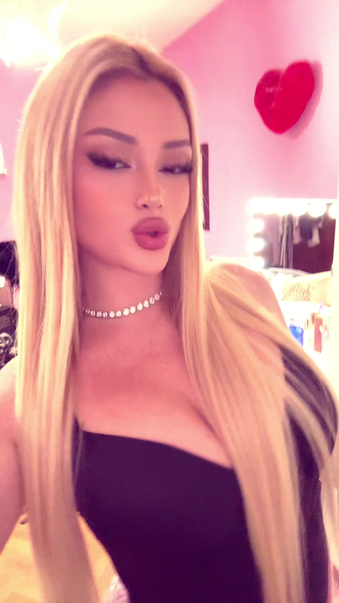 @ѕнειlα ѕαиcнεz🍒