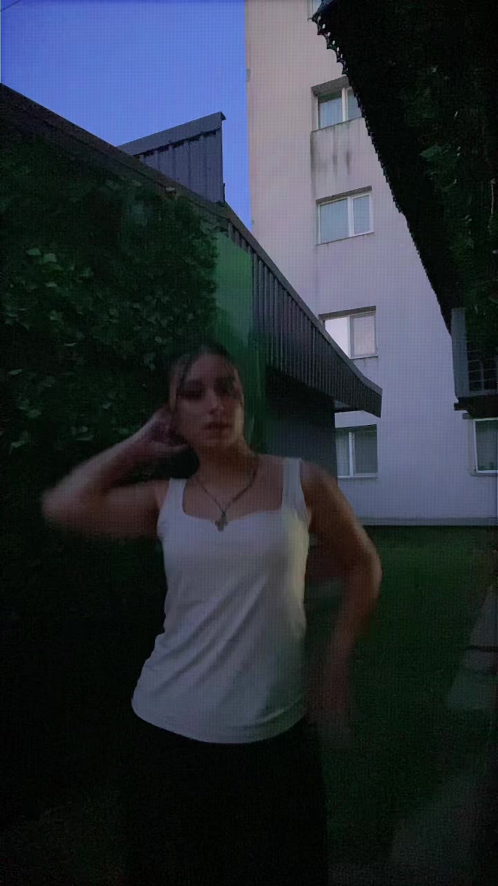 @MARIA SAVA