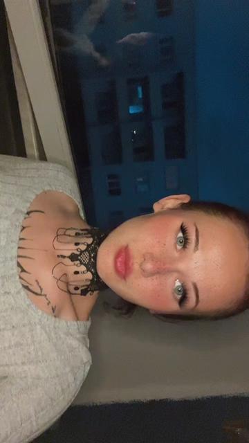 @Cherry_ink444