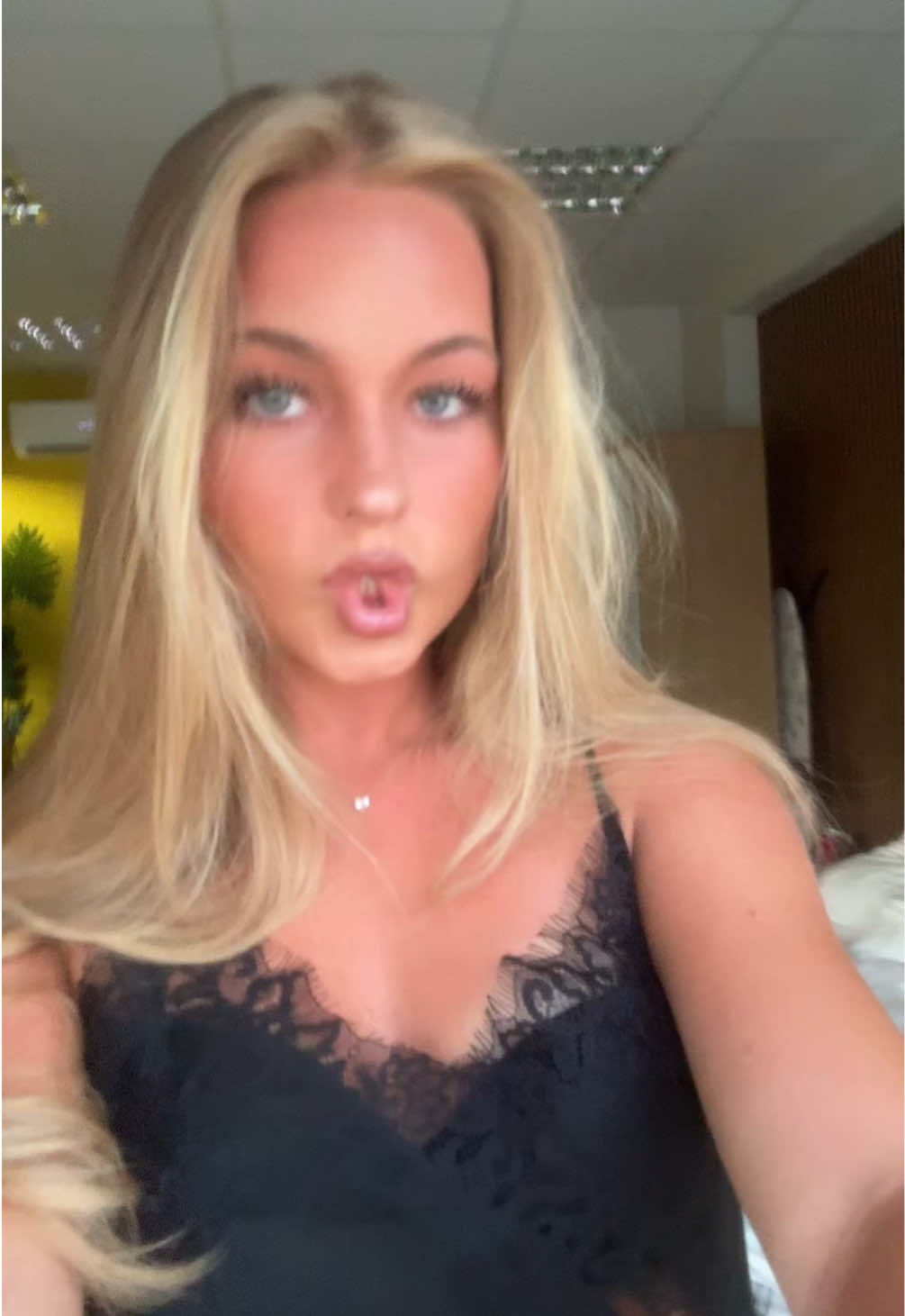 @IVY LANGENBERG