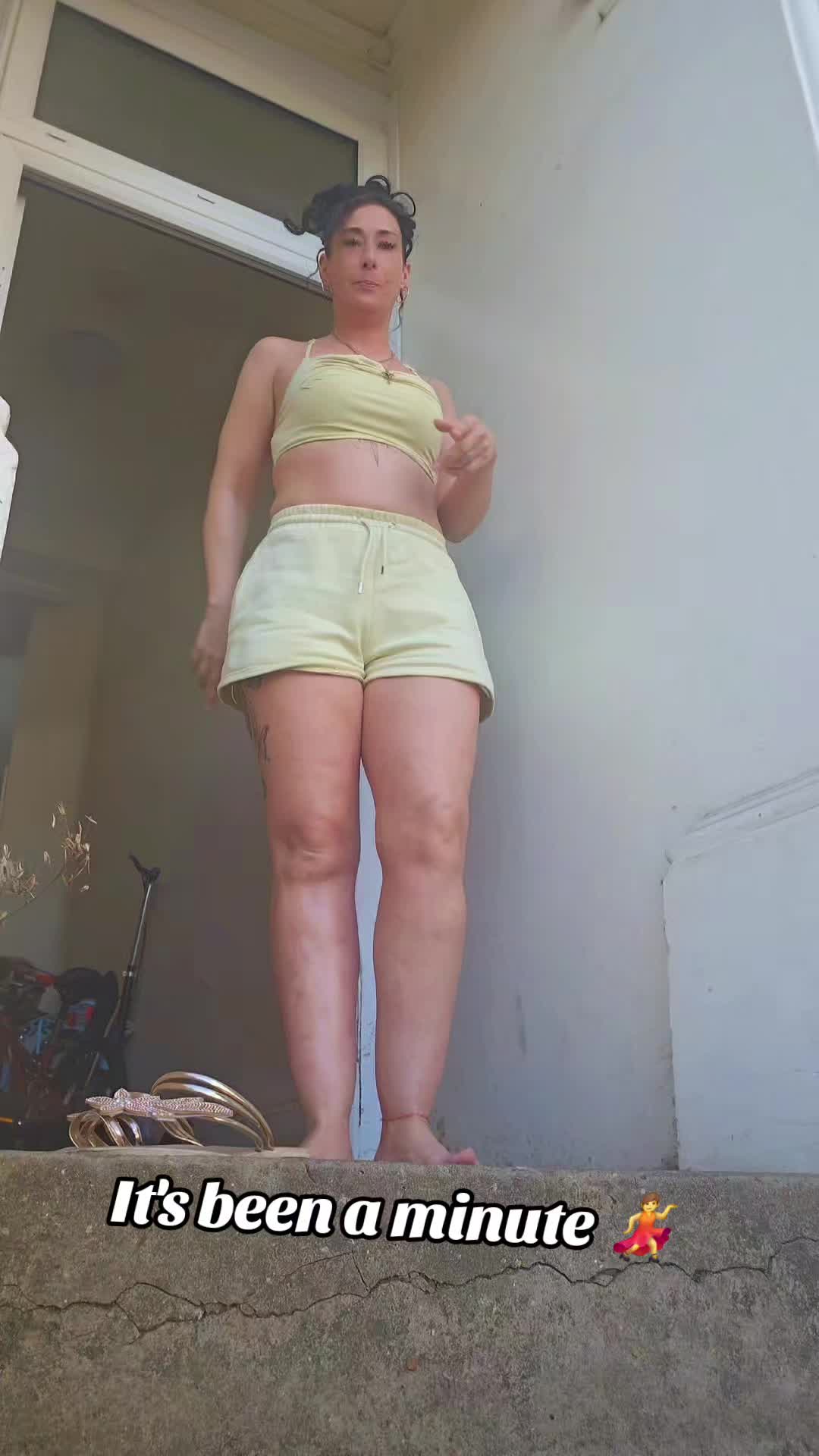@Nikkinoodles🫦