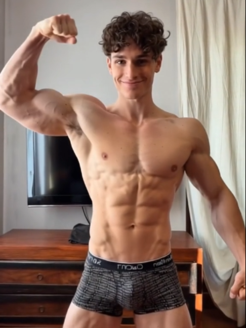 @Fit Man AI