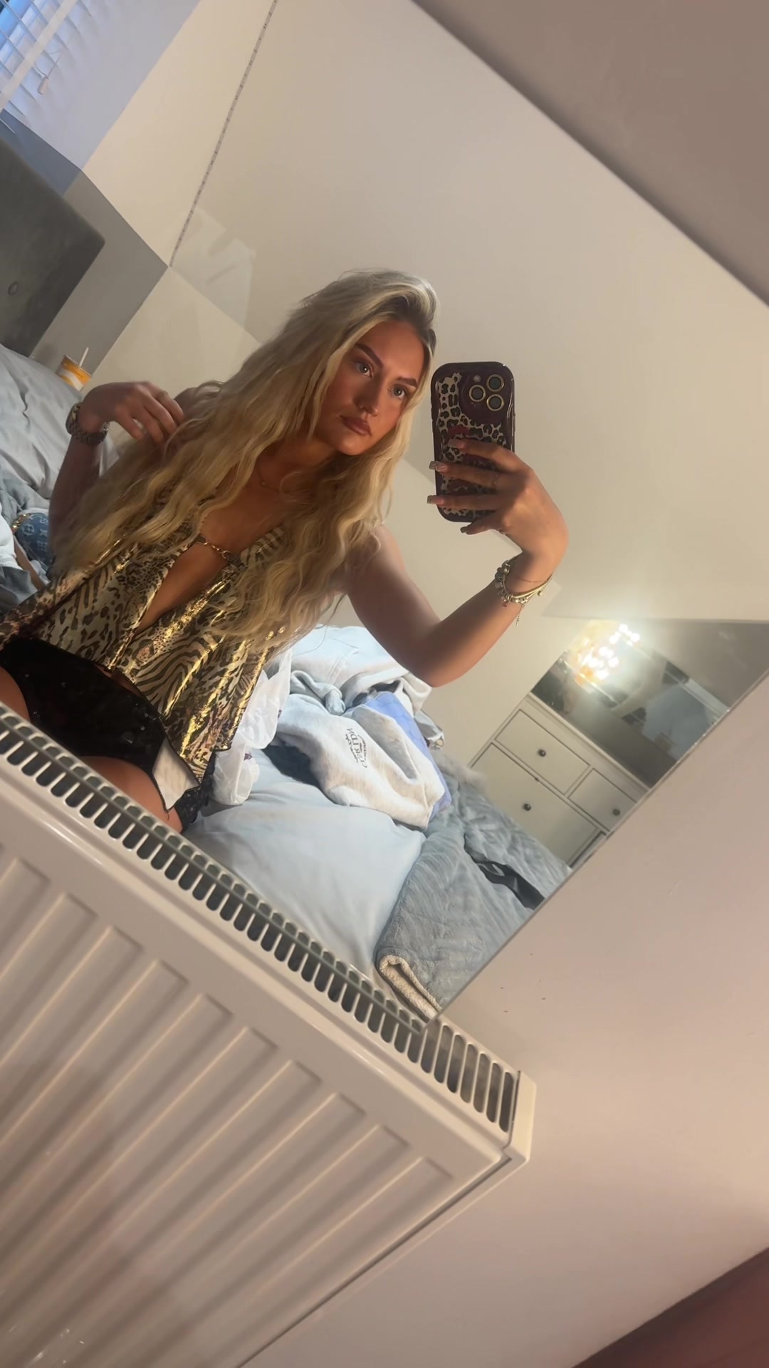 @𝐦𝐢𝐚 𝐟𝐚𝐧𝐭𝐨𝐦⚜️